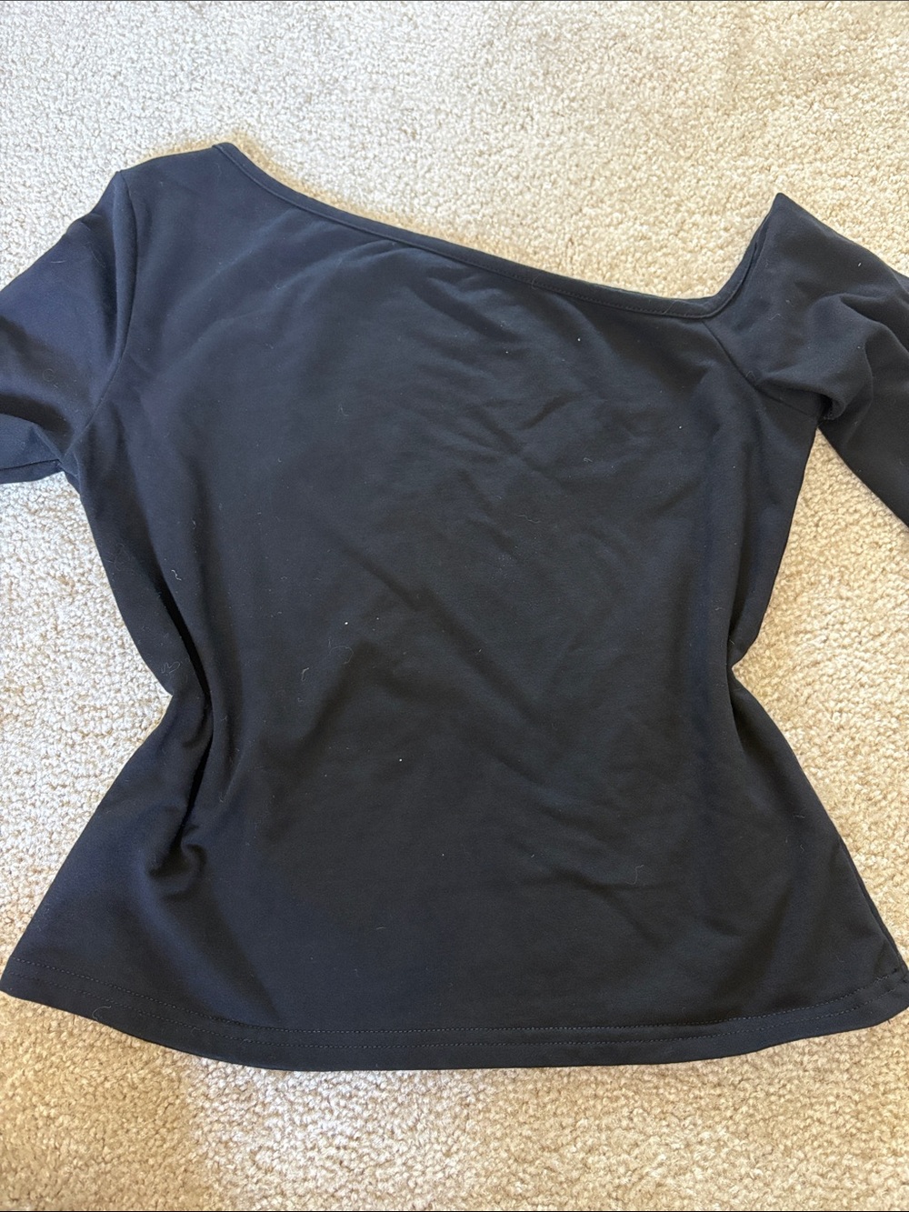 Edikted Women’s Black Off-Shoulder Top